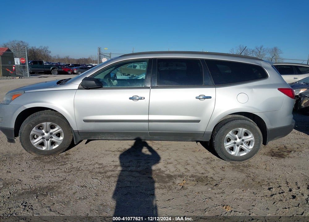 2012 CHEVROLET TRAVERSE LS VIN: 1GNKVEED5CJ163252