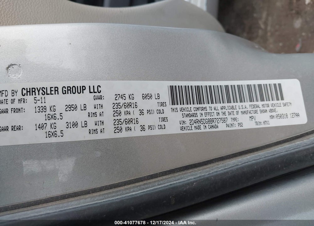 2011 DODGE GRAND CARAVAN CREW VIN: 2D4RN5DG8BR727587