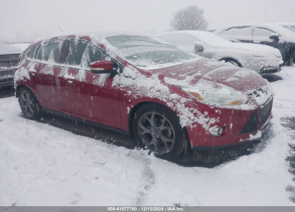 2014 FORD FOCUS SE VIN: 1FADP3K2XEL131140