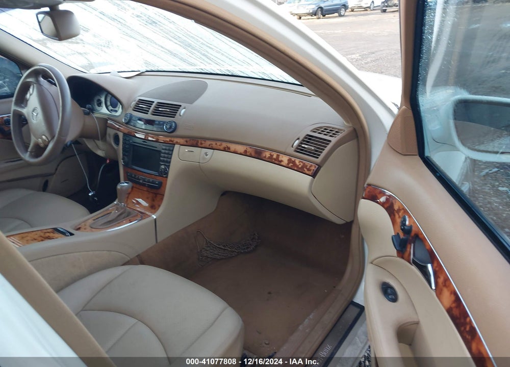 2009 MERCEDES-BENZ E 350 VIN: WDBUF56X29B420571