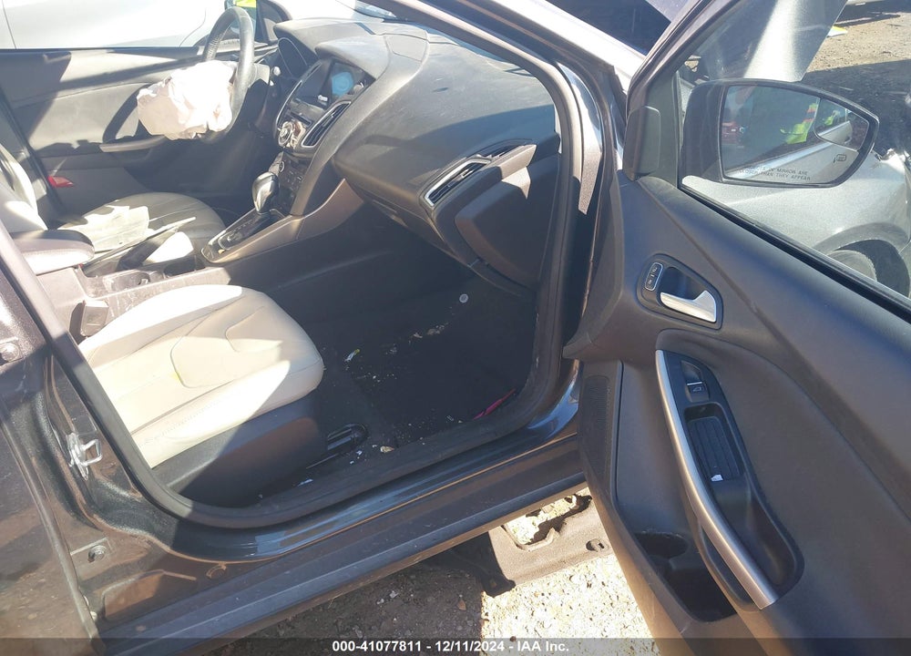 2018 FORD FOCUS VIN: 1FADP3J25JL317051