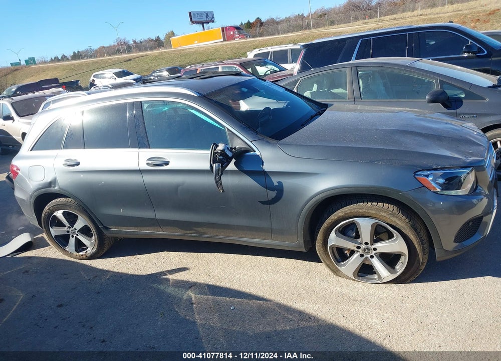 2019 MERCEDES-BENZ GLC 300 VIN: WDC0G4JB1KF616657