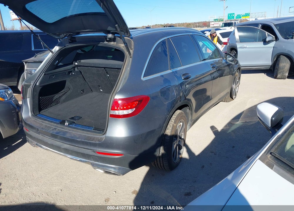 2019 MERCEDES-BENZ GLC 300 VIN: WDC0G4JB1KF616657