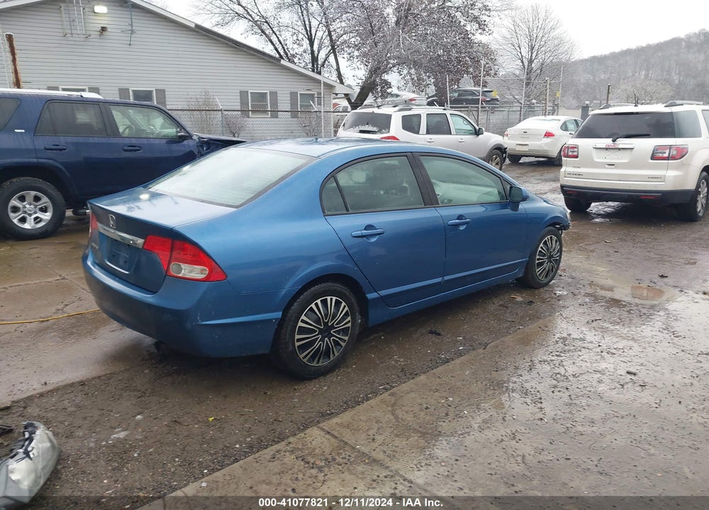 2010 HONDA CIVIC LX VIN: 2HGFA1F58AH573520