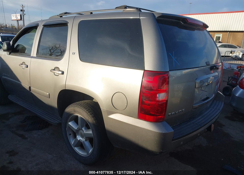 2009 CHEVROLET TAHOE LT2 VIN: 1GNFC23069R193215