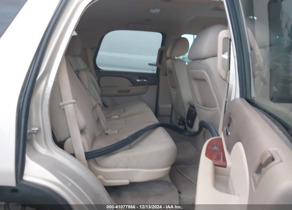 2012 GMC YUKON SLE VIN: 1GKS2AE0XCR299342