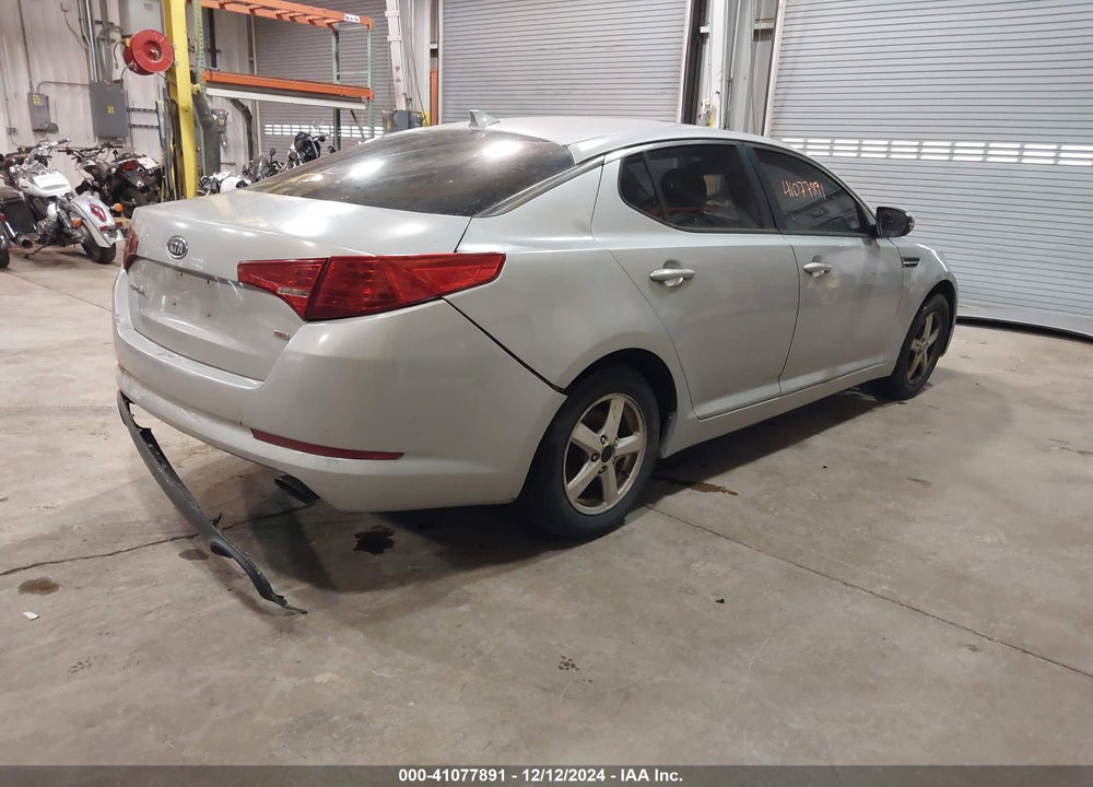 2011 KIA OPTIMA LX VIN: KNAGM4A75B5136889