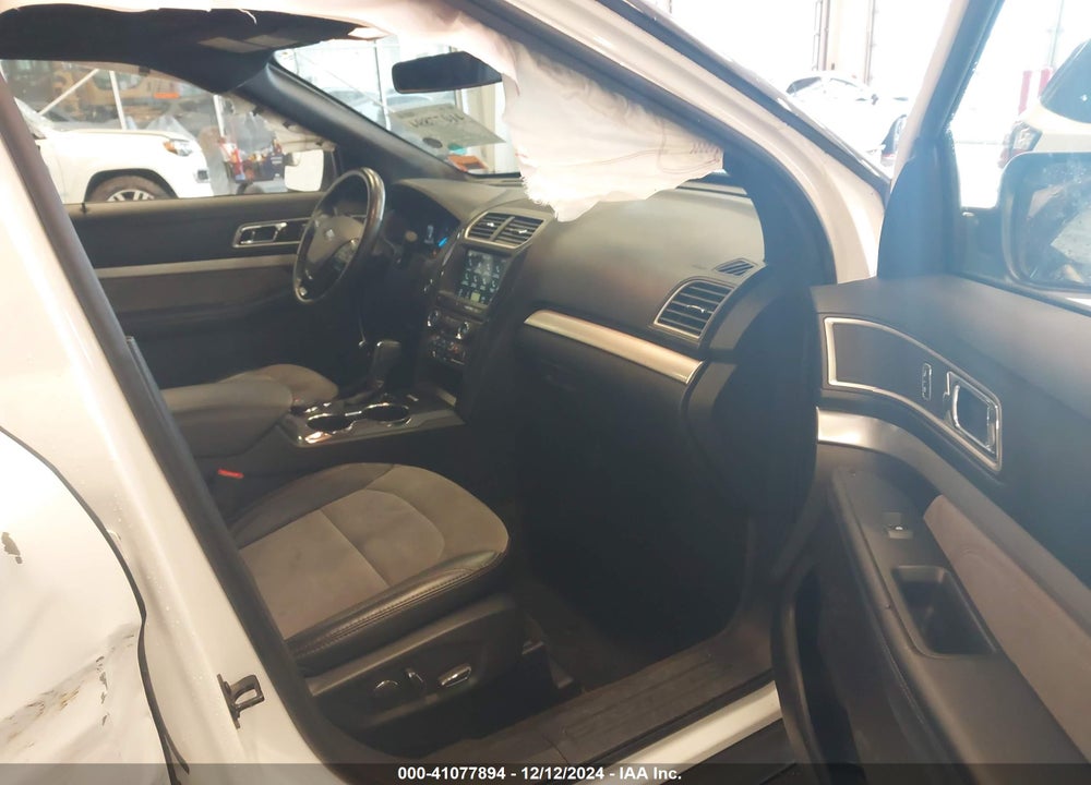 2017 FORD EXPLORER XLT VIN: 1FM5K8D88HGD63918