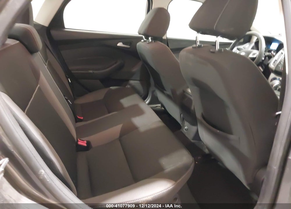 2014 FORD FOCUS SE VIN: 1FADP3F22EL461333