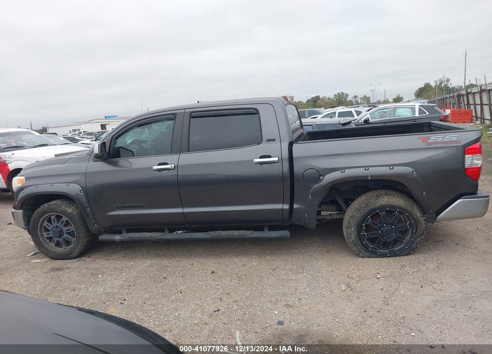 2017 TOYOTA TUNDRA SR5 4.6L V8 VIN: 5TFEM5F11HX113515