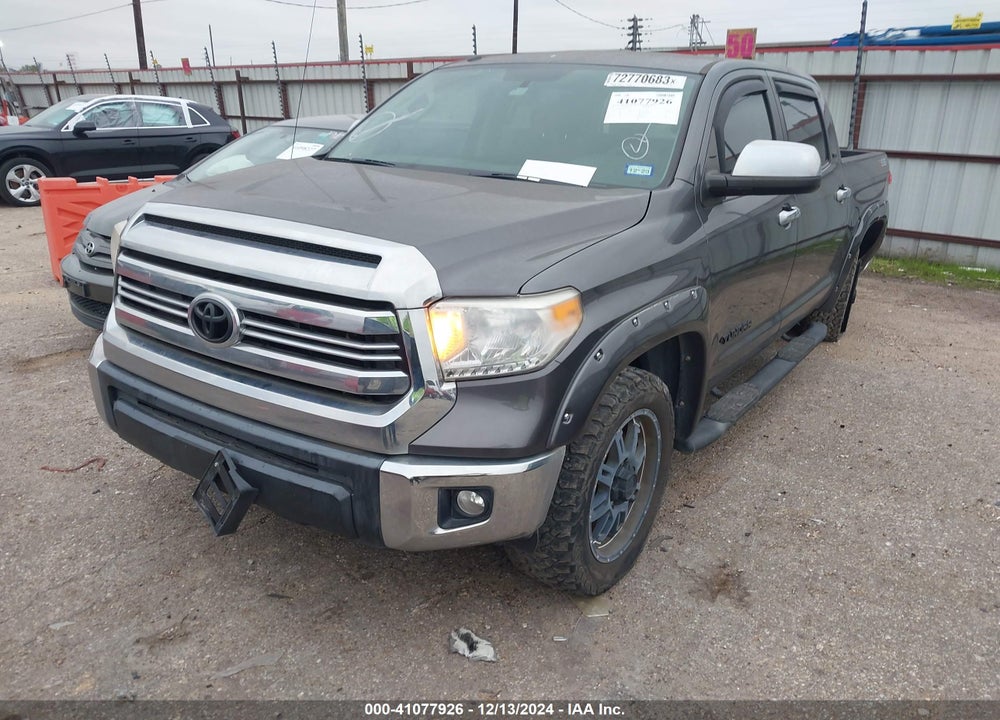 2017 TOYOTA TUNDRA SR5 4.6L V8 VIN: 5TFEM5F11HX113515