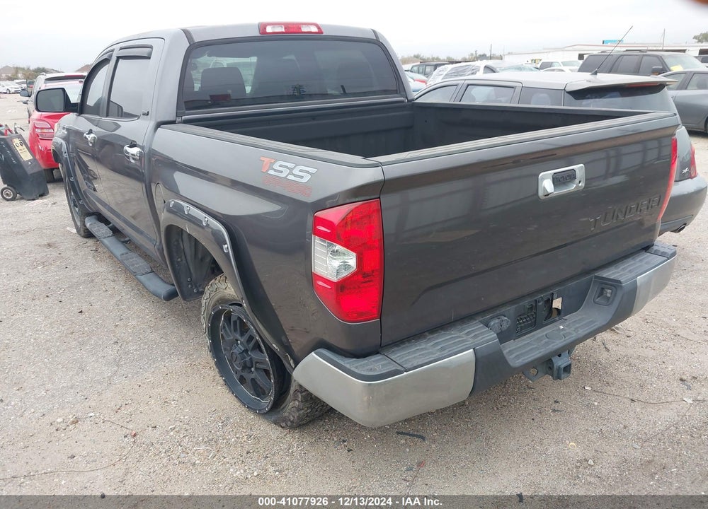 2017 TOYOTA TUNDRA SR5 4.6L V8 VIN: 5TFEM5F11HX113515