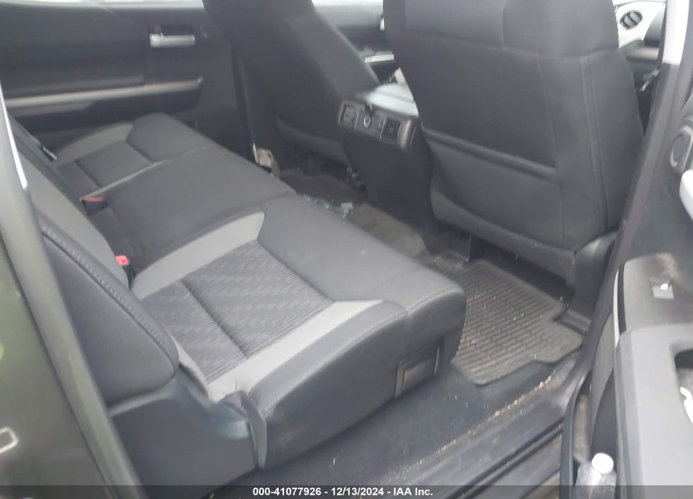2017 TOYOTA TUNDRA SR5 4.6L V8 VIN: 5TFEM5F11HX113515