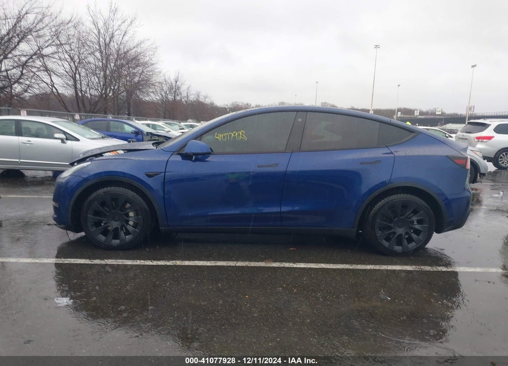 2021 TESLA MODEL Y LONG RANGE DUAL MOTOR ALL-WHEEL DRIVE VIN: 5YJYGDEE4MF121132