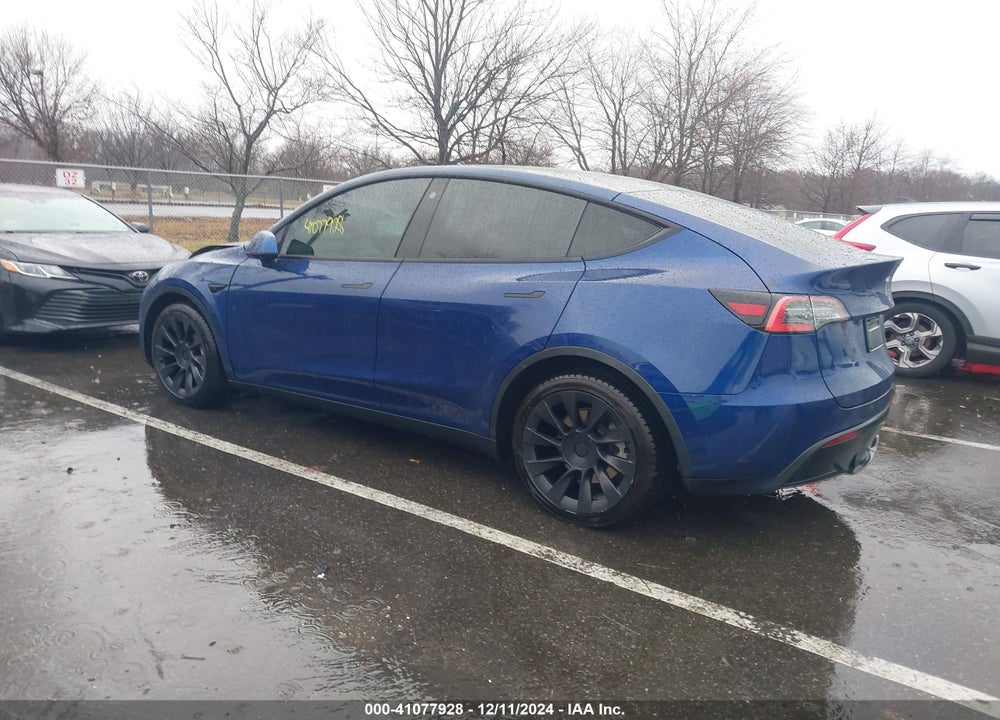 2021 TESLA MODEL Y LONG RANGE DUAL MOTOR ALL-WHEEL DRIVE VIN: 5YJYGDEE4MF121132