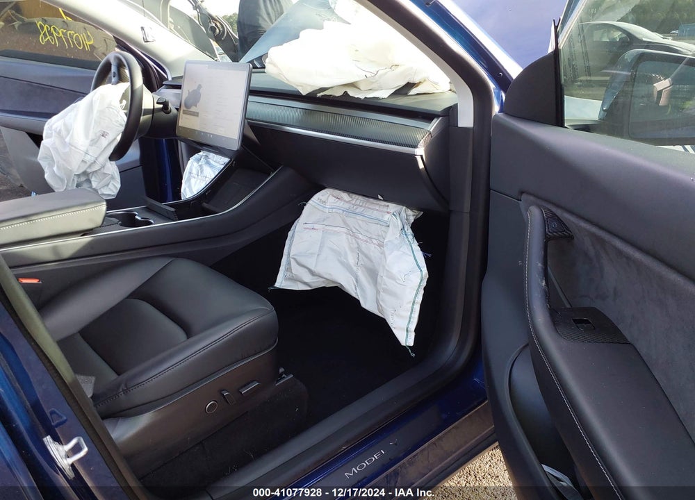 2021 TESLA MODEL Y LONG RANGE DUAL MOTOR ALL-WHEEL DRIVE VIN: 5YJYGDEE4MF121132