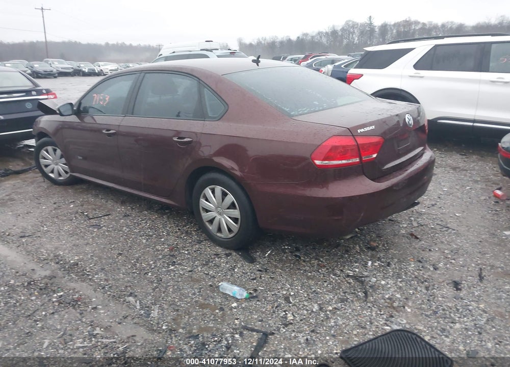 2012 VOLKSWAGEN PASSAT 2.5L S VIN: 1VWAP7A37CC065591