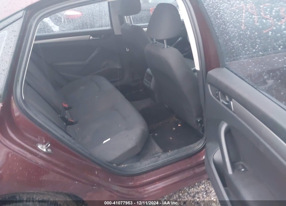 2012 VOLKSWAGEN PASSAT 2.5L S VIN: 1VWAP7A37CC065591