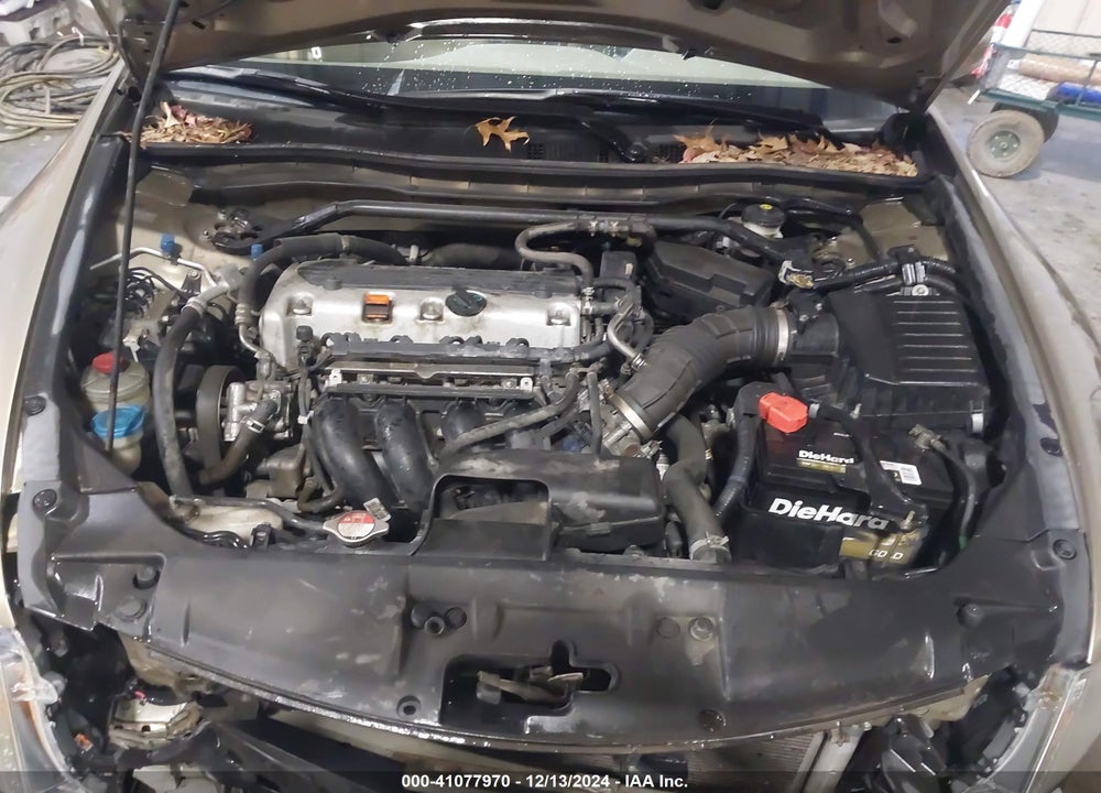 2010 HONDA ACCORD 2.4 EX VIN: 1HGCP2F75AA007774