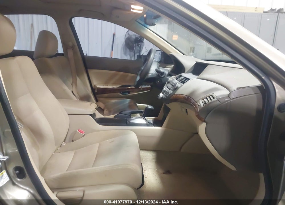 2010 HONDA ACCORD 2.4 EX VIN: 1HGCP2F75AA007774