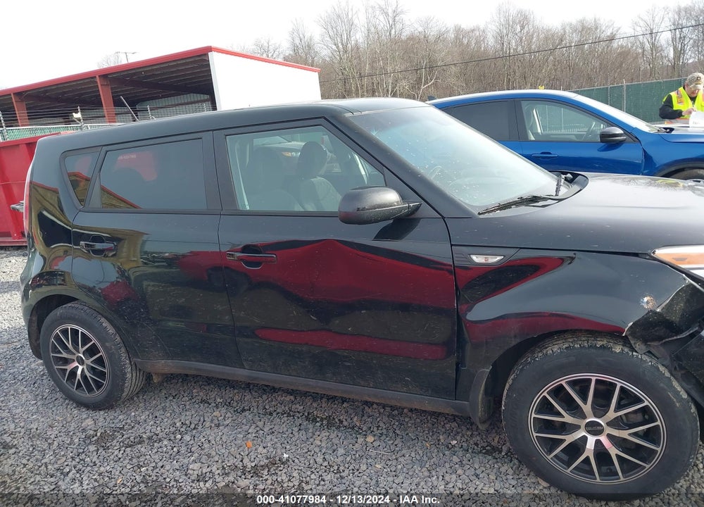 2014 KIA SOUL VIN: KNDJN2A21E7745047