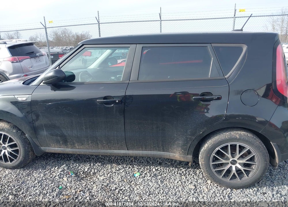 2014 KIA SOUL VIN: KNDJN2A21E7745047