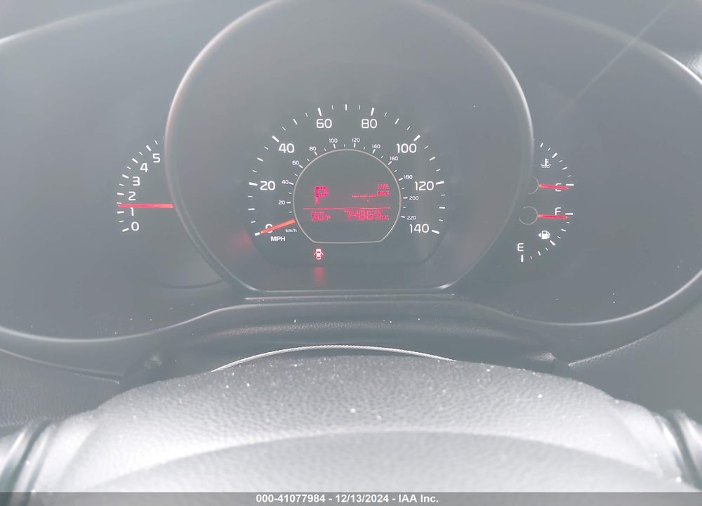 2014 KIA SOUL VIN: KNDJN2A21E7745047