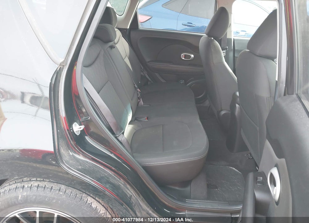 2014 KIA SOUL VIN: KNDJN2A21E7745047