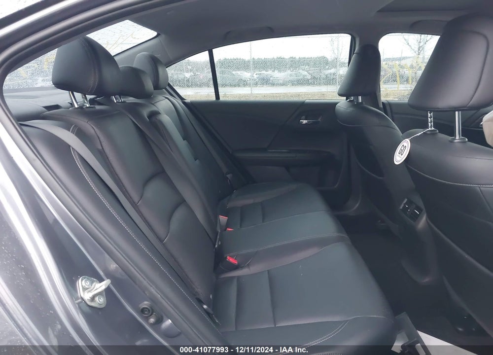 2016 HONDA ACCORD VIN: 1HGCR2F85GA042875