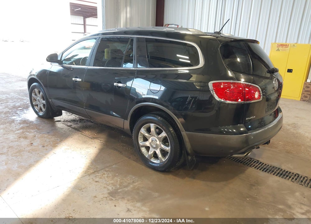2008 BUICK ENCLAVE CXL VIN: 5GAEV23788J121278