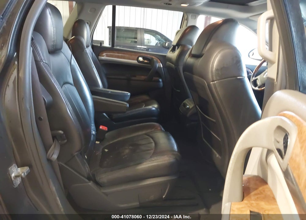 2008 BUICK ENCLAVE CXL VIN: 5GAEV23788J121278