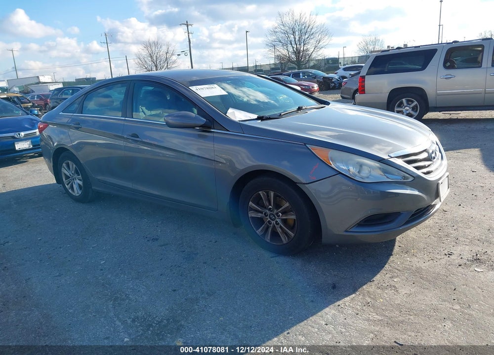 2013 HYUNDAI SONATA GLS VIN: 5NPEB4AC3DH644715
