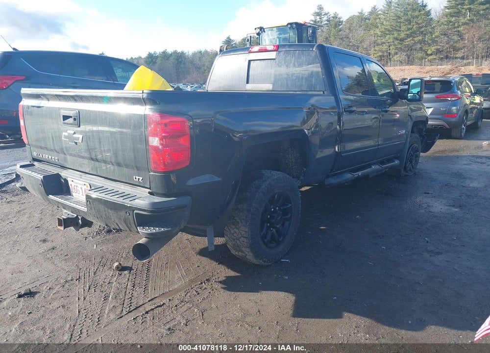 2017 CHEVROLET SILVERADO 2500HD LTZ VIN: 1GC1KWEY5HF232067