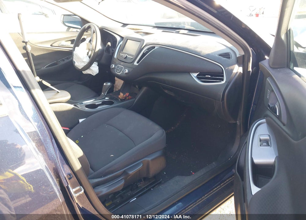 2017 CHEVROLET MALIBU LS VIN: 1G1ZB5ST1HF223543