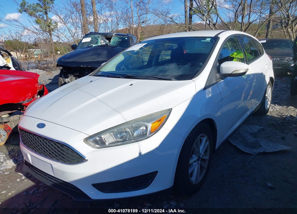 2015 FORD FOCUS SE VIN: 1FADP3K2XFL223009