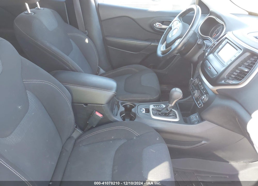 2016 JEEP CHEROKEE LATITUDE VIN: 1C4PJLCSXGW171033