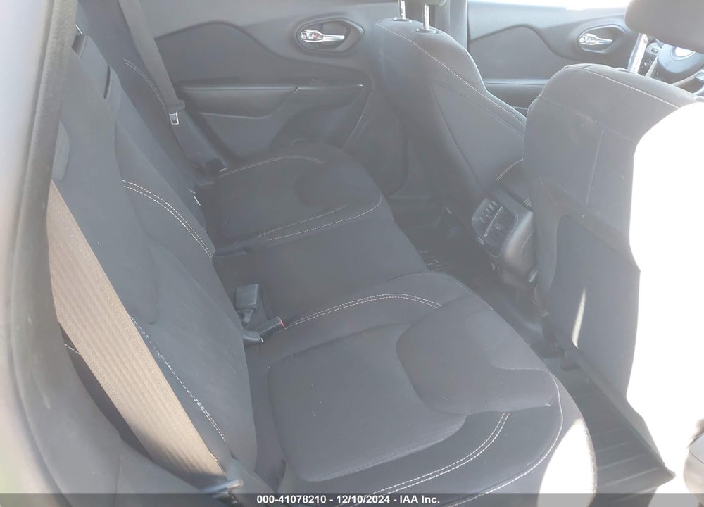 2016 JEEP CHEROKEE LATITUDE VIN: 1C4PJLCSXGW171033