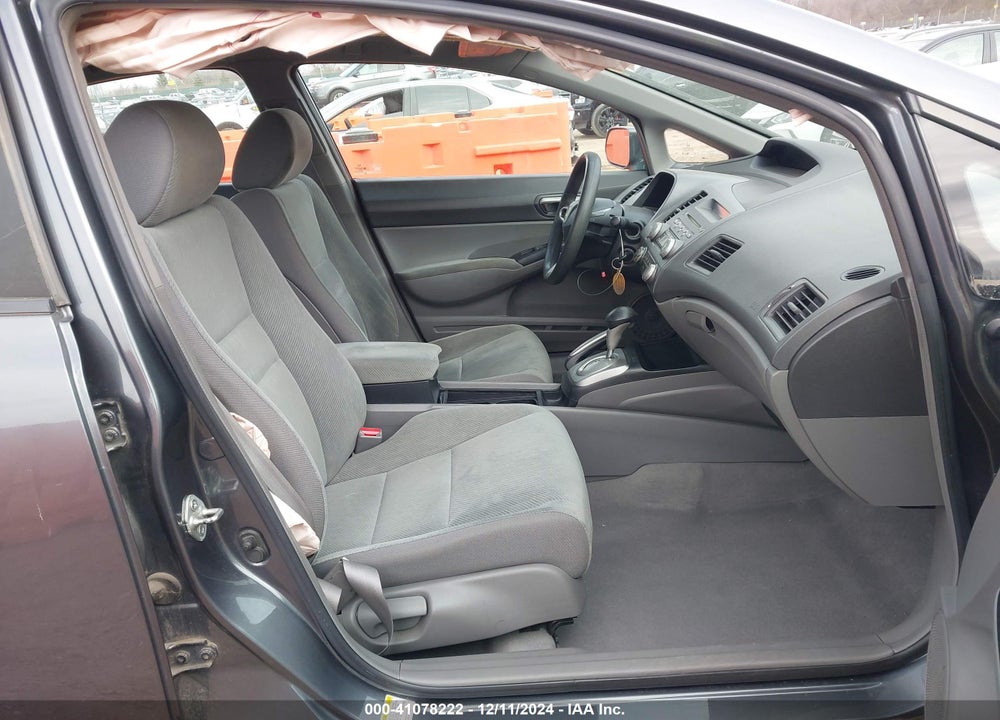 2009 HONDA CIVIC LX VIN: 19XFA16599E040954