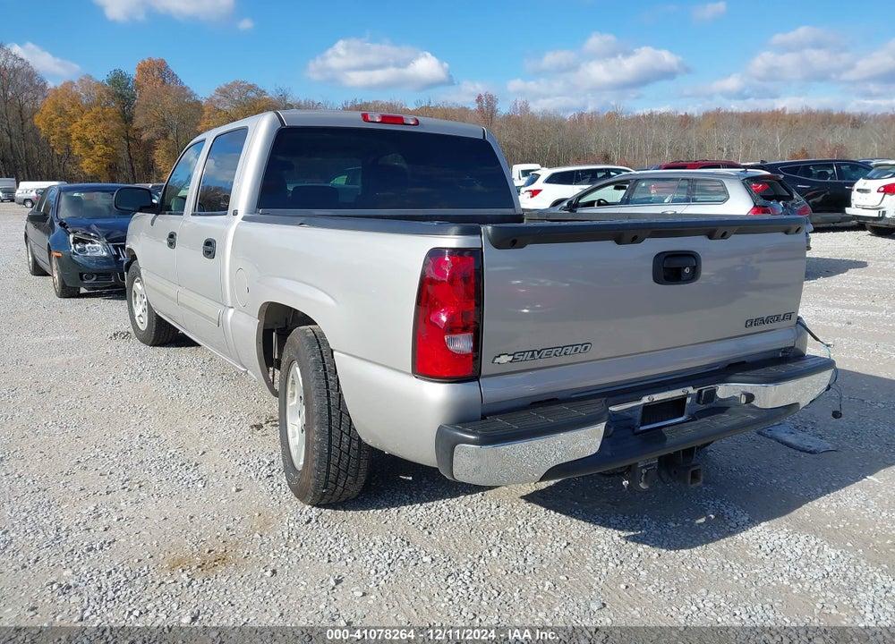 2005 CHEVROLET SILVERADO 1500 LT VIN: 2GCEC13T451155400