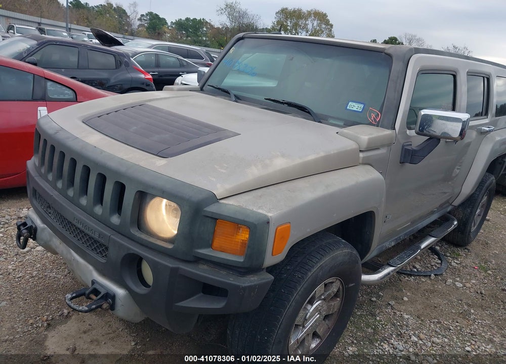 2009 HUMMER H3 SUV VIN: 5GTEN13E098105990