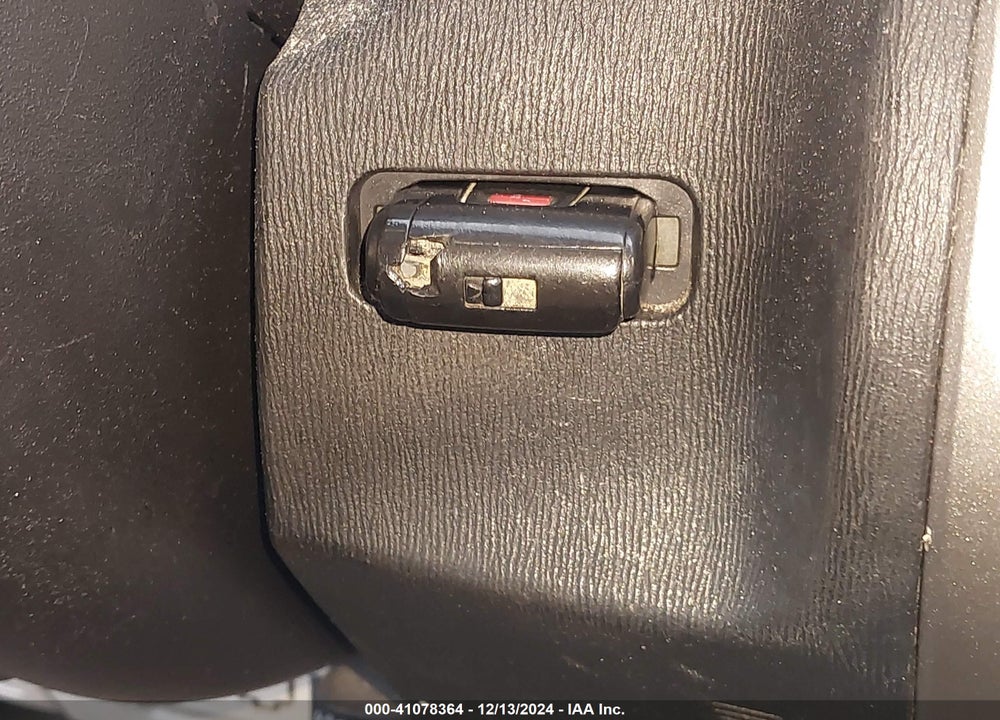 2008 TOYOTA PRIUS VIN: JTDKB20U183311027