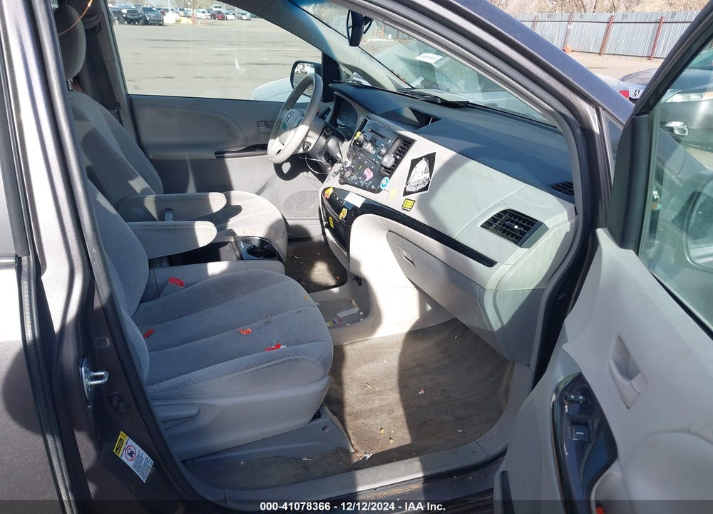 2013 TOYOTA SIENNA LE VIN: 5TDKK3DC9DS365272