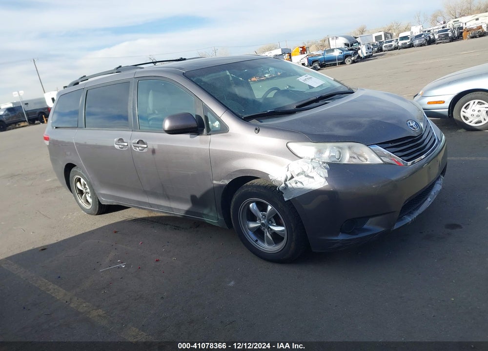 2013 TOYOTA SIENNA LE VIN: 5TDKK3DC9DS365272