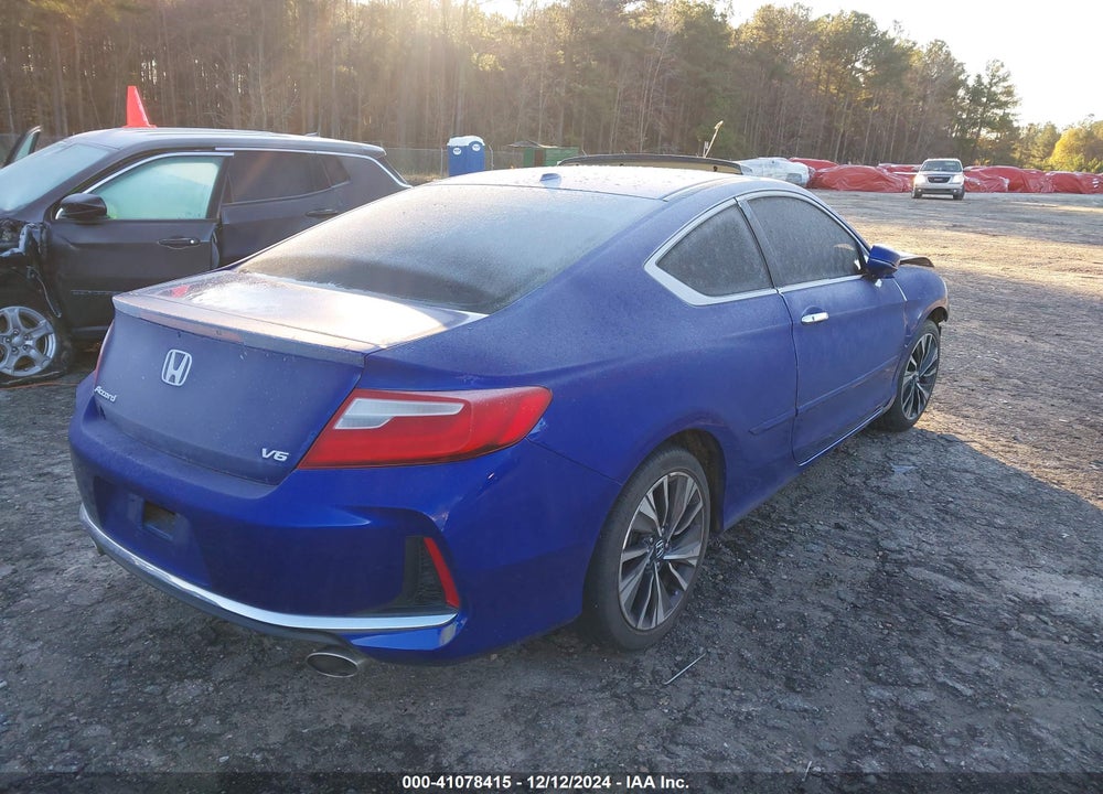 2017 HONDA ACCORD VIN: 1HGCT2B87HA002080