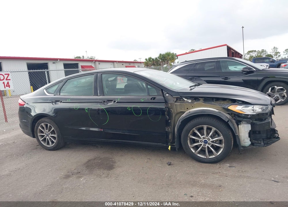 2017 FORD FUSION SE VIN: 3FA6P0H79HR125927
