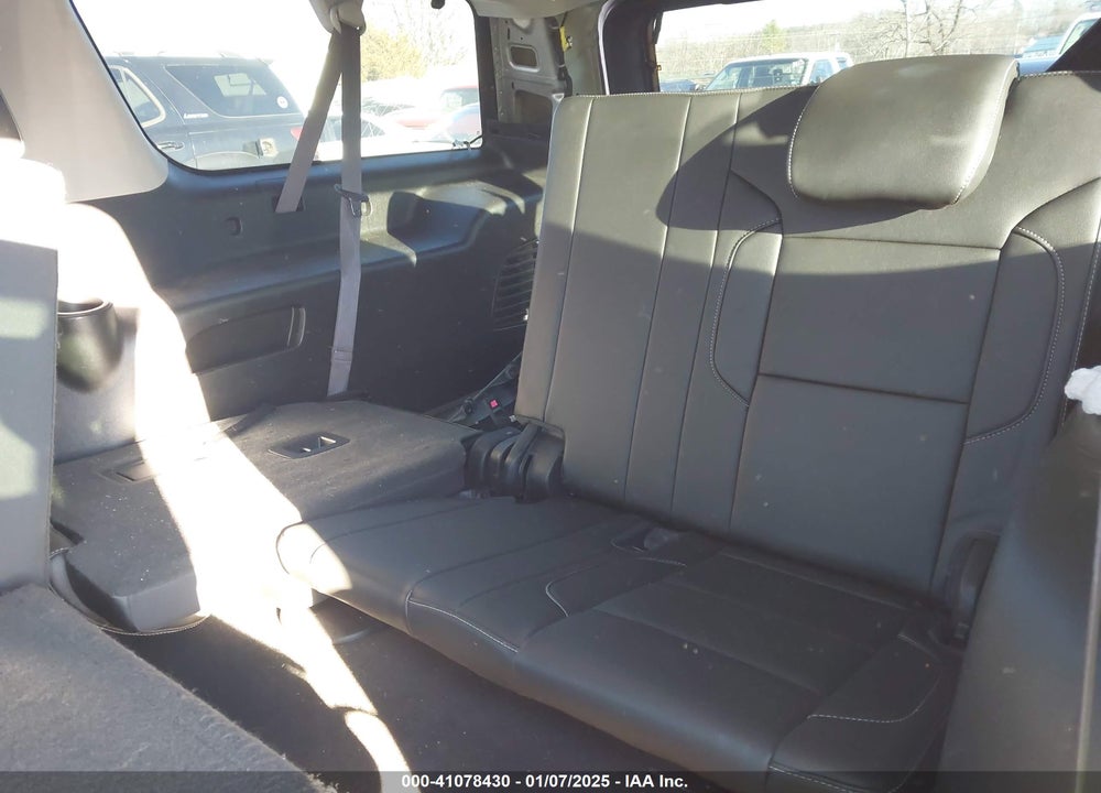 2017 CHEVROLET SUBURBAN LT VIN: 1GNSKHKC9HR132147
