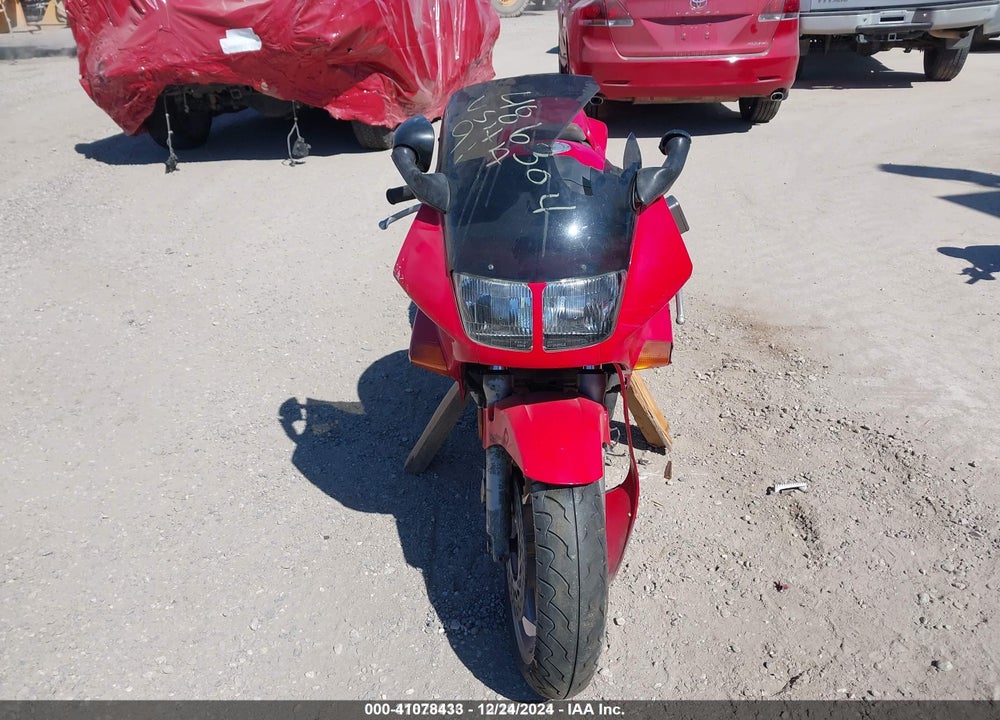 1991 HONDA VFR750 F VIN: JH2RC3619MM100068