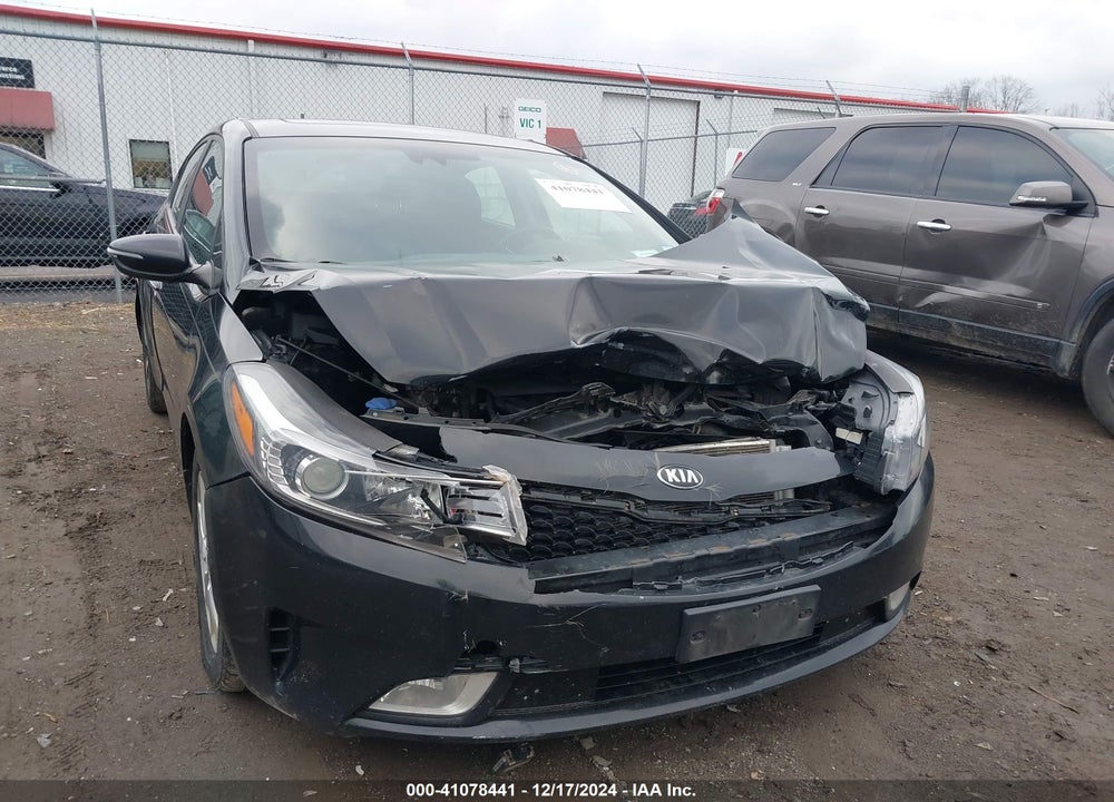2018 KIA FORTE VIN: 3KPFL4A78JE235226
