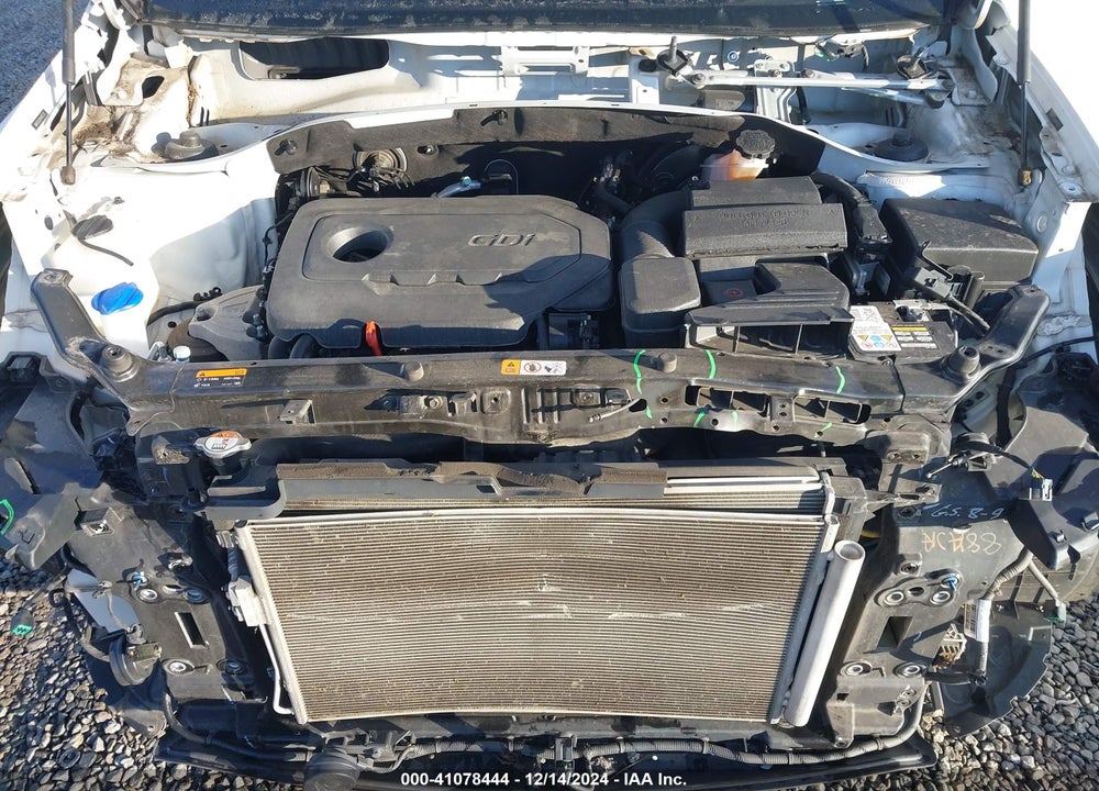 2017 HYUNDAI SANTA FE SPORT 2.4L VIN: 5NMZUDLB0HH007235