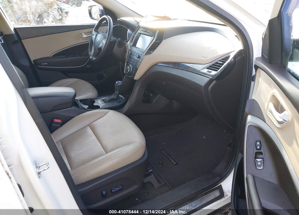 2017 HYUNDAI SANTA FE SPORT 2.4L VIN: 5NMZUDLB0HH007235